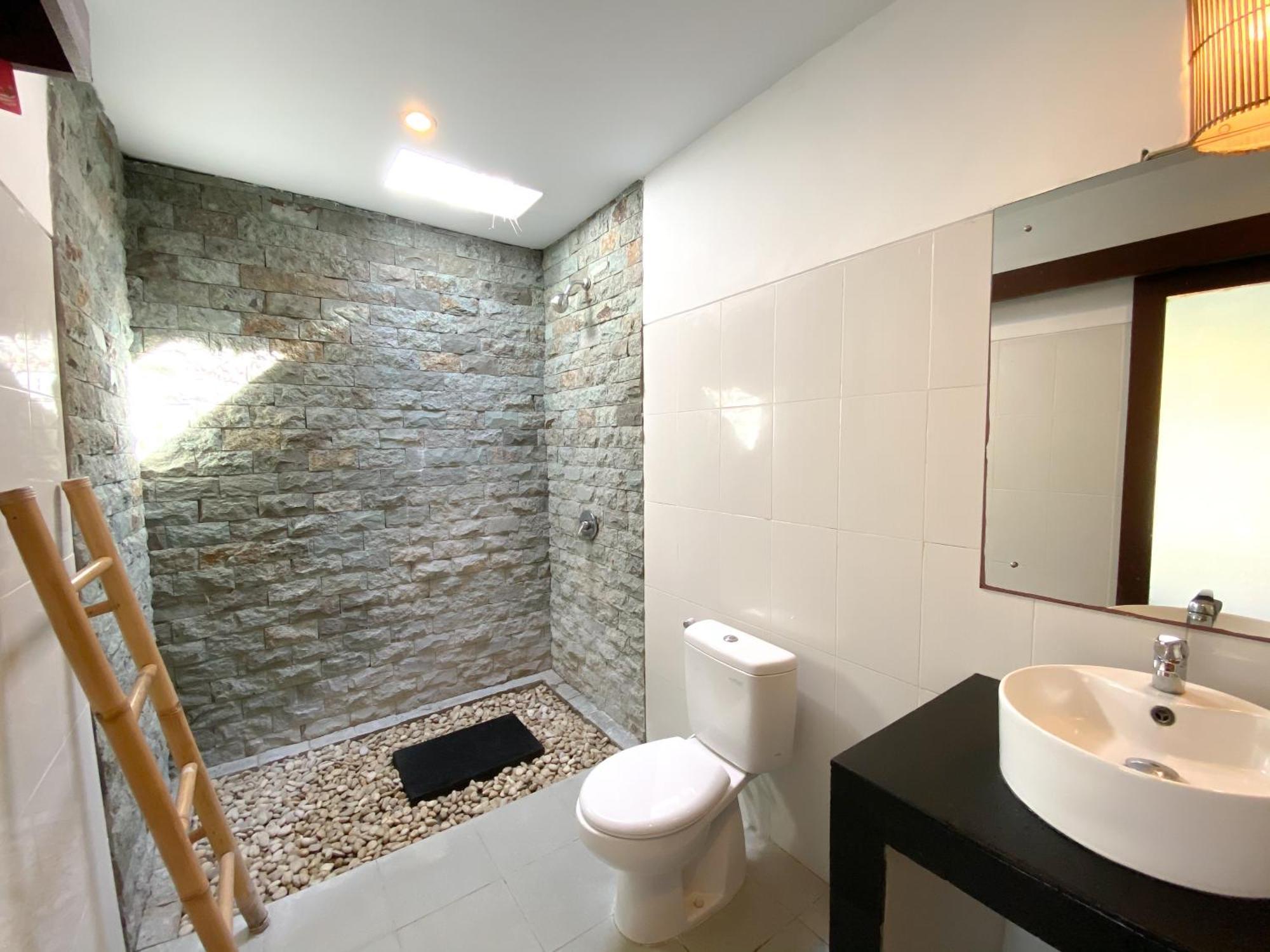 Tropical Luxe Villas Canggu - Finns & Atlas Екстериор снимка
